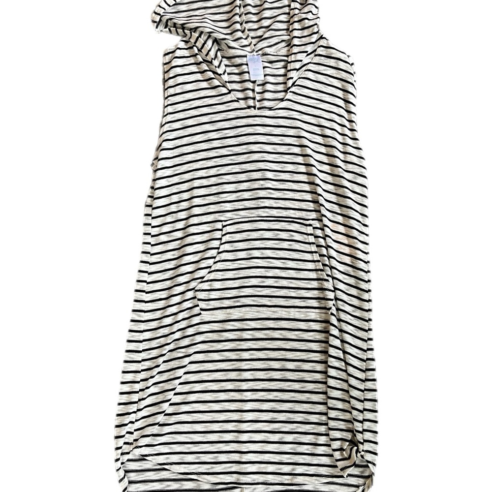 Striped Sleeveless Beach Cover